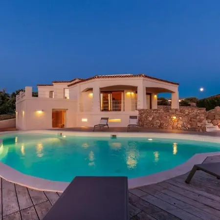Smeralda Villa *
